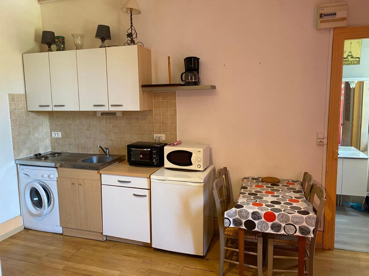 Les Studios Meubles De L'Avenue Bouloumie 维泰勒 外观 照片